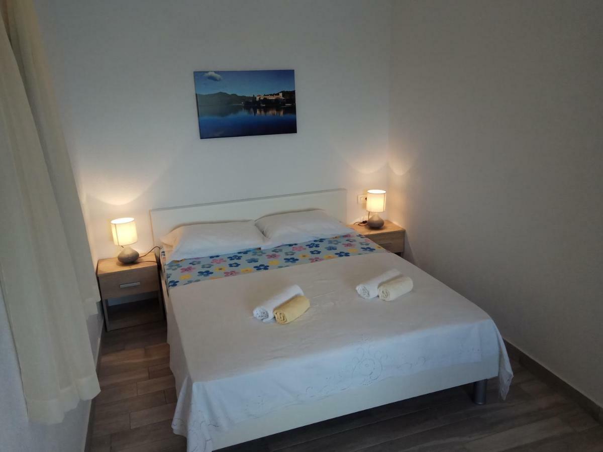 Adriatic - Apartment With Jacuzzi Sobra Εξωτερικό φωτογραφία